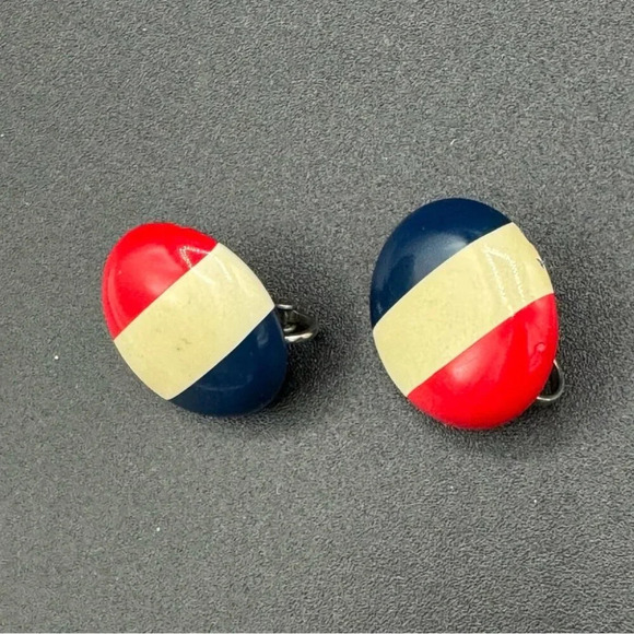 Patriotic Vintage  Red White and Blue Enamel Clip On Earrings - Picture 2 of 9